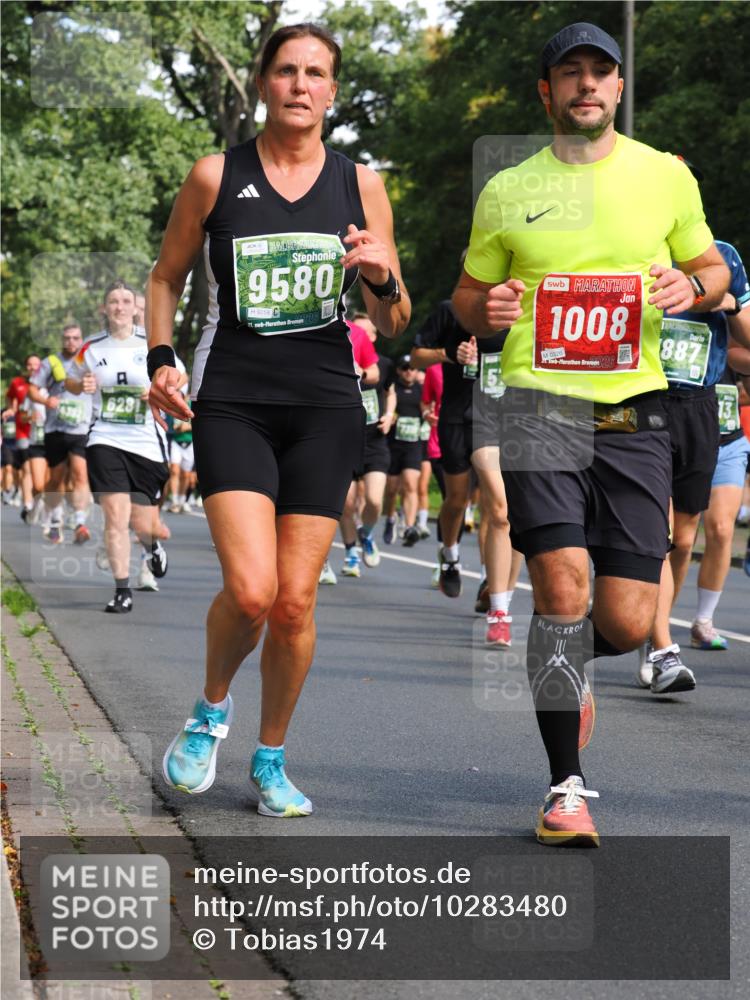13.09.2026 - 21. swb-Marathon Bremen TobiasT http://msf.ph/oto/10283480 13.09.2026 12:05:05 Laufen 9580, 9258, 21, 26, 1008, 0326, 26, 887, 13 meine-sportfotos.de