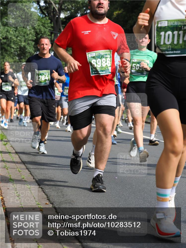 13.09.2026 - 21. swb-Marathon Bremen TobiasT http://msf.ph/oto/10283512 13.09.2026 12:05:15 Laufen 600, 9264, 6986, 21, 026, 5030, 10114 meine-sportfotos.de
