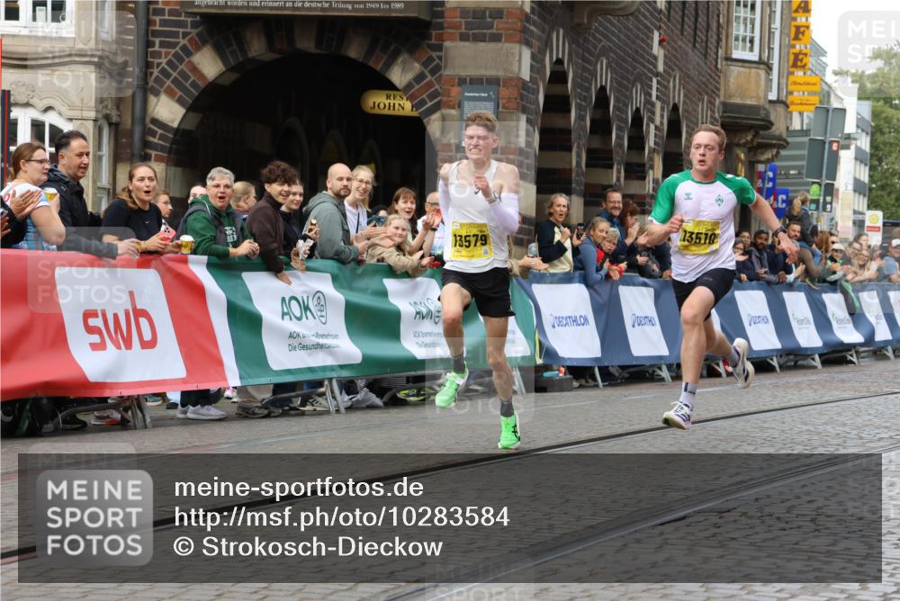 13.09.2026 - 21. swb-Marathon Bremen Strokosch-Dieckow http://msf.ph/oto/10283584 13.09.2026 10:29:53 Ziel 11234, 13510, 13517, 13542, 13557, 13579, 13623 meine-sportfotos.de