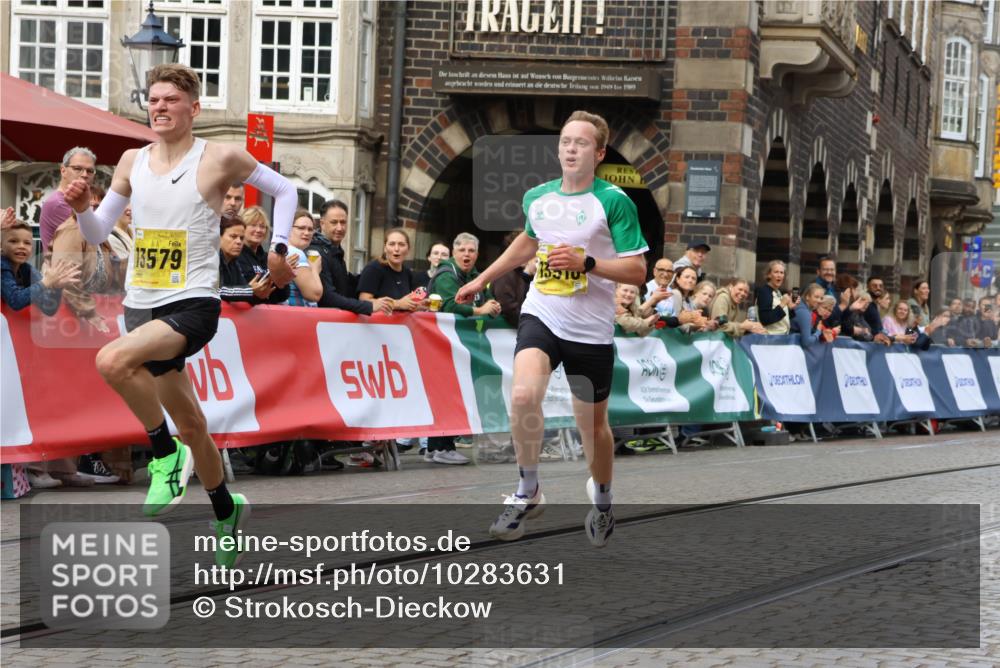 13.09.2026 - 21. swb-Marathon Bremen Strokosch-Dieckow http://msf.ph/oto/10283631 13.09.2026 10:29:53 Ziel 11234, 13510, 13517, 13542, 13557, 13579, 13623 meine-sportfotos.de
