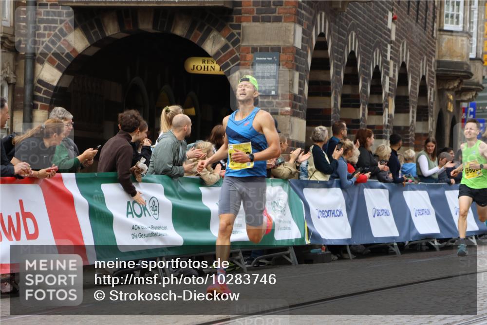 13.09.2026 - 21. swb-Marathon Bremen Strokosch-Dieckow http://msf.ph/oto/10283746 13.09.2026 10:30:26 Ziel 13522, 13561, 12458, 13603 meine-sportfotos.de