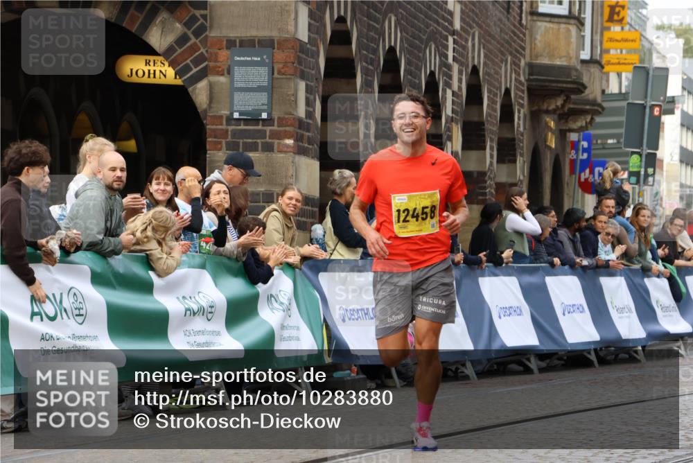 13.09.2026 - 21. swb-Marathon Bremen Strokosch-Dieckow http://msf.ph/oto/10283880 13.09.2026 10:30:48 Ziel 13569, 13576, 13603, 13537, 13554, 13572, 13630 meine-sportfotos.de