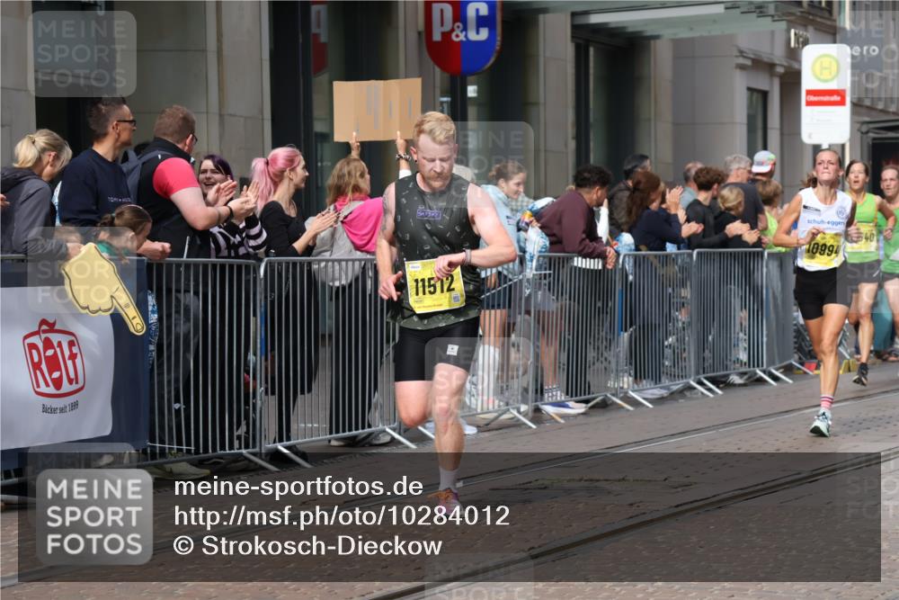 13.09.2026 - 21. swb-Marathon Bremen Strokosch-Dieckow http://msf.ph/oto/10284012 13.09.2026 10:35:14 Ziel 11068, 11176, 11345, 12289, 13514, 13540, 13558, 13583, 13590, 13619, 10261, 10262, 10994, 11512, 13505, 13560, 13588, 13601, 13625 meine-sportfotos.de