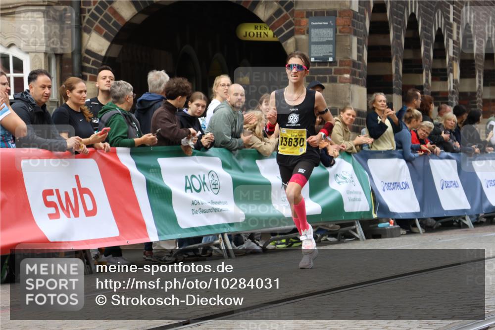 13.09.2026 - 21. swb-Marathon Bremen Strokosch-Dieckow http://msf.ph/oto/10284031 13.09.2026 10:31:08 Ziel 12458, 13537, 13554, 13630, 13571 meine-sportfotos.de