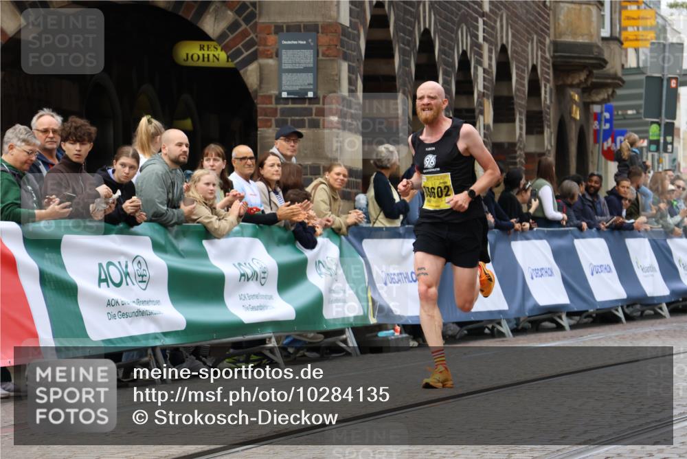 13.09.2026 - 21. swb-Marathon Bremen Strokosch-Dieckow http://msf.ph/oto/10284135 13.09.2026 10:31:17 Ziel 13537, 13554, 13572, 13630, 13504, 13571 meine-sportfotos.de