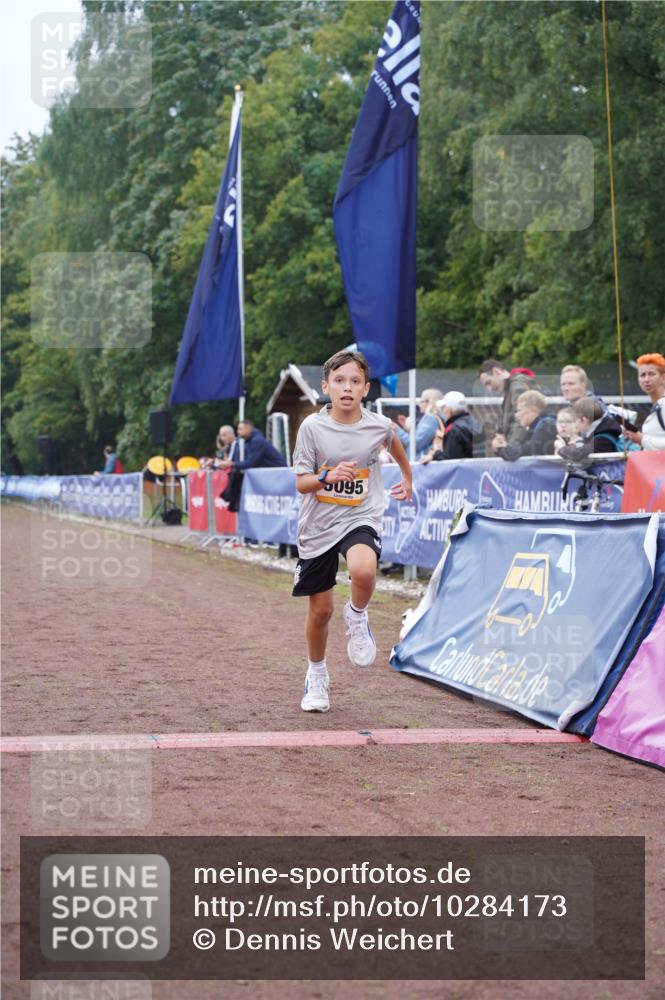 13.09.2026 - Airport Race Dennis Weichert http://msf.ph/oto/10284173 13.09.2026 10:25:20 Ziel 382, 5095, 5242, 5469 meine-sportfotos.de