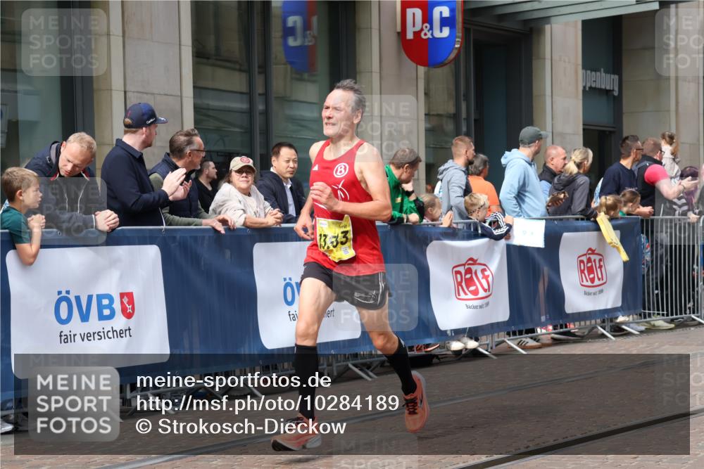 13.09.2026 - 21. swb-Marathon Bremen Strokosch-Dieckow http://msf.ph/oto/10284189 13.09.2026 10:35:27 Ziel 13558, 10261, 10262, 10994, 11068, 11176, 11345, 11512, 12289, 13505, 13514, 13540, 13560, 13583, 13590, 13619 meine-sportfotos.de