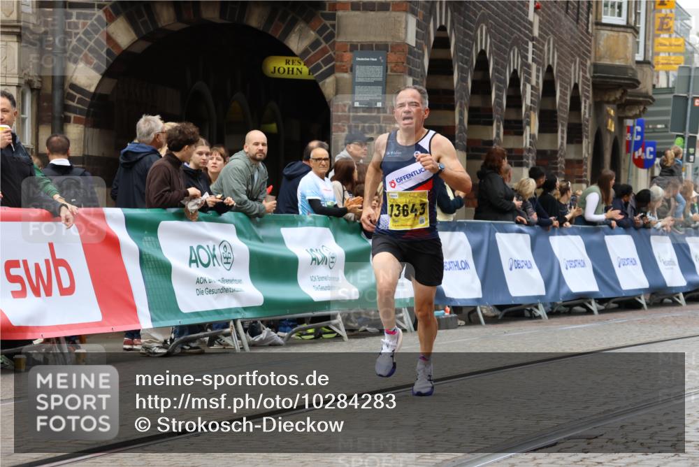 13.09.2026 - 21. swb-Marathon Bremen Strokosch-Dieckow http://msf.ph/oto/10284283 13.09.2026 10:31:53 Ziel 13504, 13643, 13543, 13582, 13632 meine-sportfotos.de