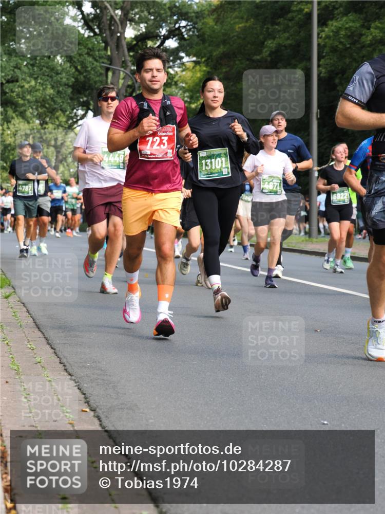 13.09.2026 - 21. swb-Marathon Bremen TobiasT http://msf.ph/oto/10284287 13.09.2026 12:08:35 Laufen 4787, 4449, 723, 21, 13101, 6922 meine-sportfotos.de