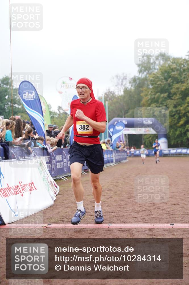 13.09.2026 - Airport Race Dennis Weichert http://msf.ph/oto/10284314 13.09.2026 10:25:27 Ziel 382, 5242, 5315, 5316, 5469 meine-sportfotos.de