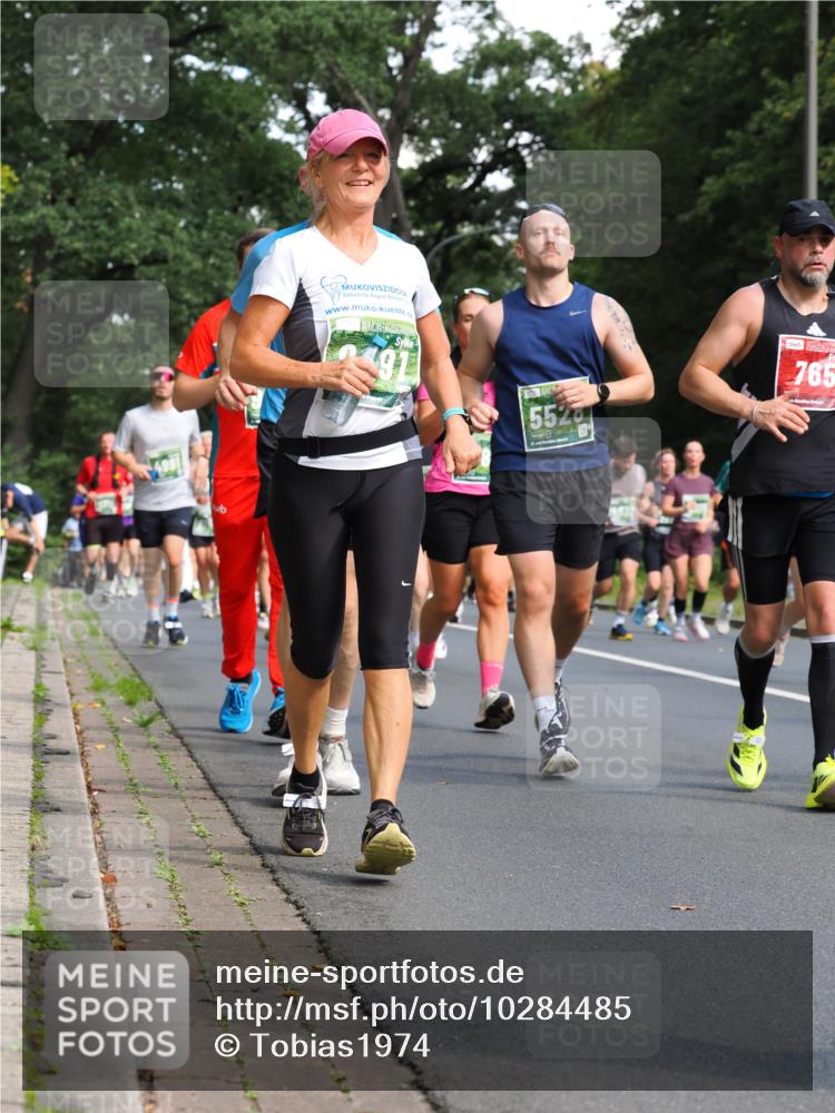 13.09.2026 - 21. swb-Marathon Bremen TobiasT http://msf.ph/oto/10284485 13.09.2026 12:09:12 Laufen 5520, 765 meine-sportfotos.de