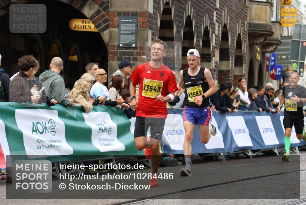 13.09.2026 - 21. swb-Marathon Bremen Strokosch-Dieckow http://msf.ph/oto/10284486 13.09.2026 10:32:16 Ziel 12457, 13533, 13536, 13543, 13573, 13618, 13524, 13564, 13638, 13639 meine-sportfotos.de
