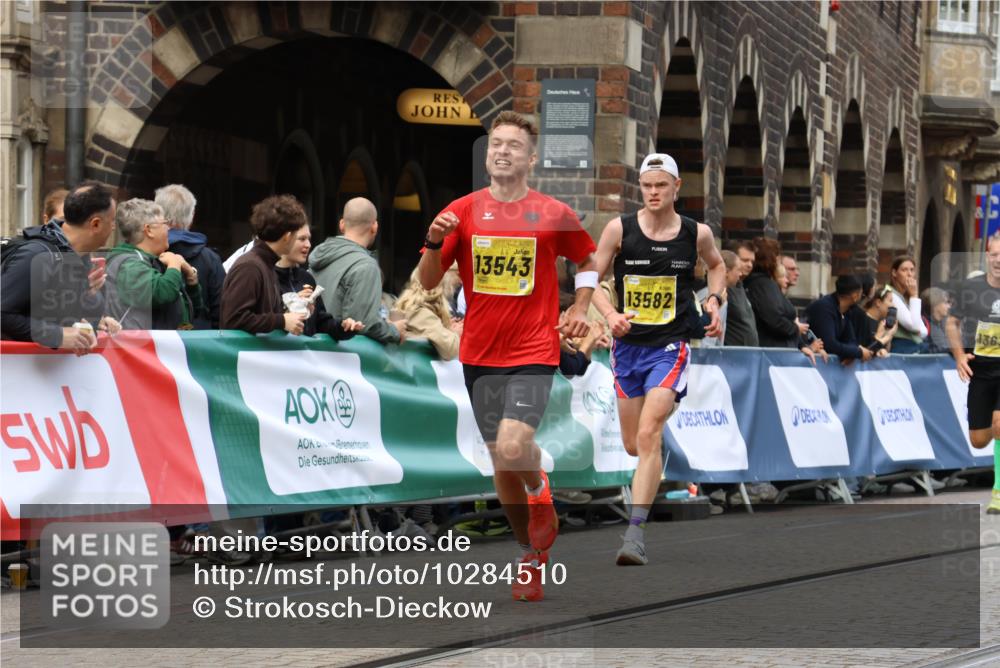 13.09.2026 - 21. swb-Marathon Bremen Strokosch-Dieckow http://msf.ph/oto/10284510 13.09.2026 10:32:16 Ziel 12457, 13533, 13536, 13543, 13573, 13618, 13524, 13564, 13638, 13639 meine-sportfotos.de