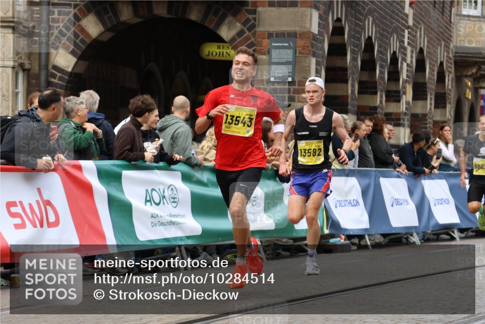 13.09.2026 - 21. swb-Marathon Bremen Strokosch-Dieckow http://msf.ph/oto/10284514 13.09.2026 10:32:16 Ziel 12457, 13533, 13536, 13543, 13573, 13618, 13524, 13564, 13638, 13639 meine-sportfotos.de