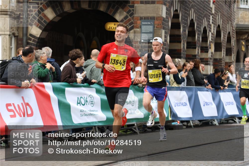 13.09.2026 - 21. swb-Marathon Bremen Strokosch-Dieckow http://msf.ph/oto/10284519 13.09.2026 10:32:16 Ziel 12457, 13533, 13536, 13543, 13573, 13618, 13524, 13564, 13638, 13639 meine-sportfotos.de