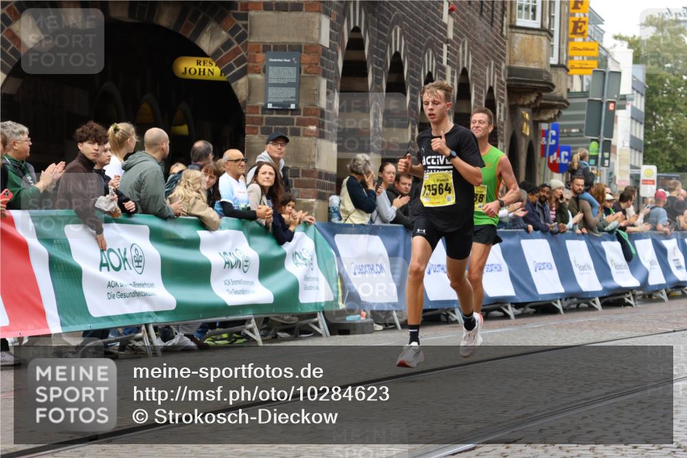 13.09.2026 - 21. swb-Marathon Bremen Strokosch-Dieckow http://msf.ph/oto/10284623 13.09.2026 10:32:33 Ziel 13543, 13564, 13582, 13632, 13639, 13550, 13599, 13622 meine-sportfotos.de