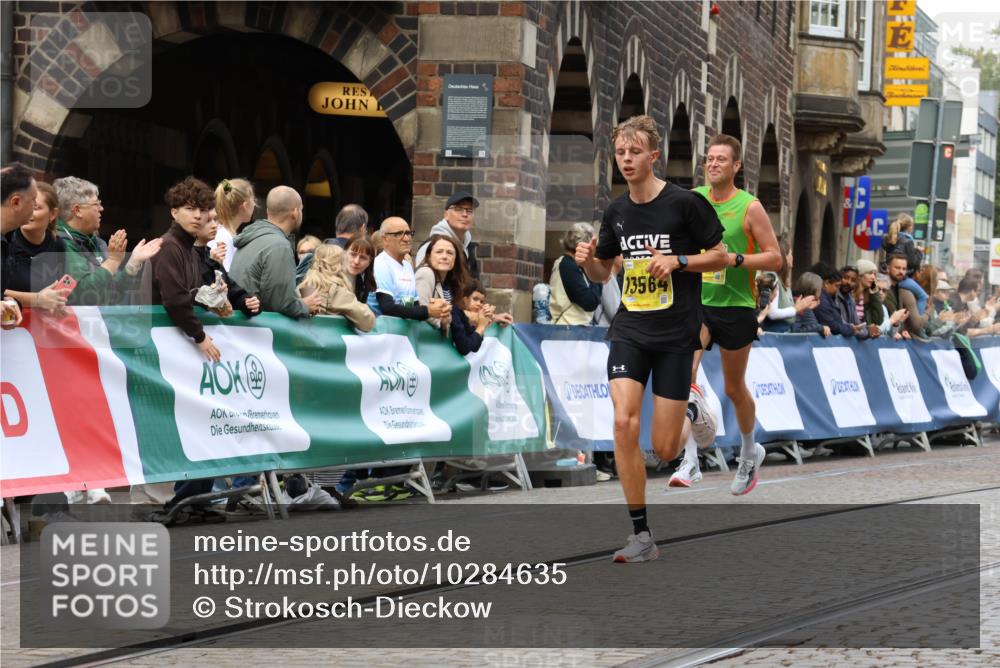 13.09.2026 - 21. swb-Marathon Bremen Strokosch-Dieckow http://msf.ph/oto/10284635 13.09.2026 10:32:33 Ziel 13543, 13564, 13582, 13632, 13639, 13550, 13599, 13622 meine-sportfotos.de