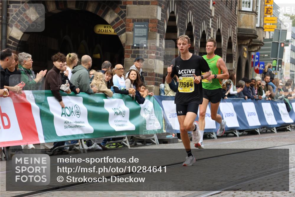 13.09.2026 - 21. swb-Marathon Bremen Strokosch-Dieckow http://msf.ph/oto/10284641 13.09.2026 10:32:33 Ziel 13543, 13564, 13582, 13632, 13639, 13550, 13599, 13622 meine-sportfotos.de