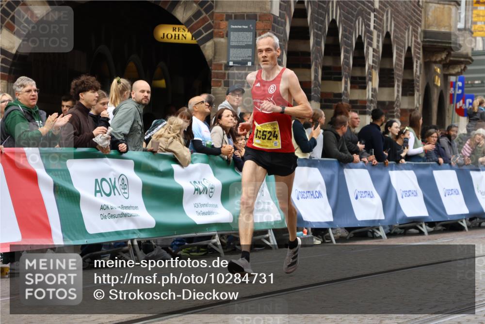 13.09.2026 - 21. swb-Marathon Bremen Strokosch-Dieckow http://msf.ph/oto/10284731 13.09.2026 10:32:39 Ziel 13564, 13638, 13639, 13550, 13581, 13599, 13622 meine-sportfotos.de