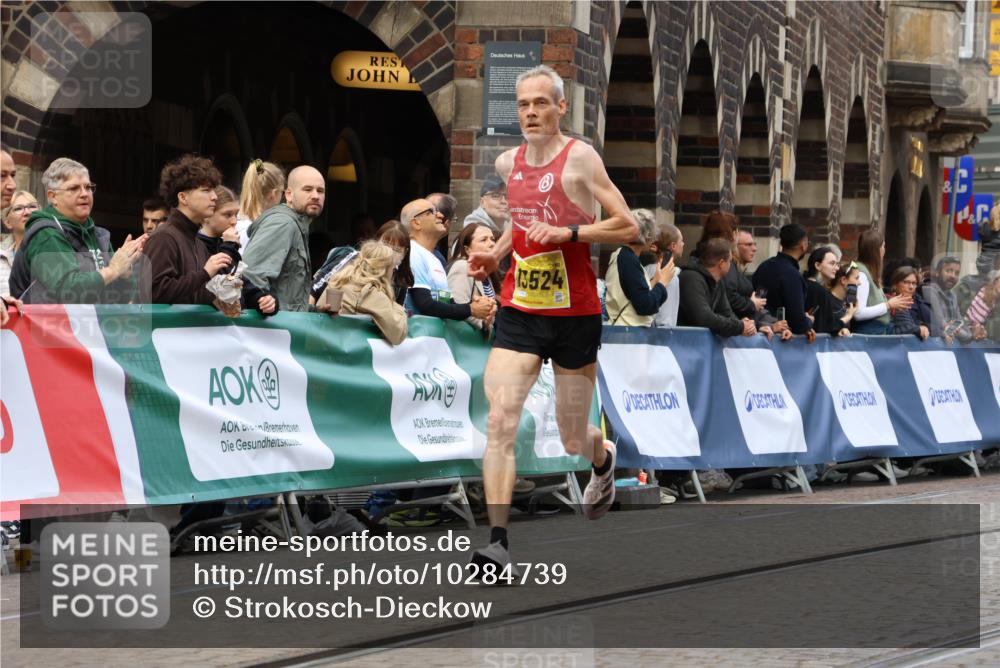 13.09.2026 - 21. swb-Marathon Bremen Strokosch-Dieckow http://msf.ph/oto/10284739 13.09.2026 10:32:39 Ziel 13564, 13638, 13639, 13550, 13581, 13599, 13622 meine-sportfotos.de