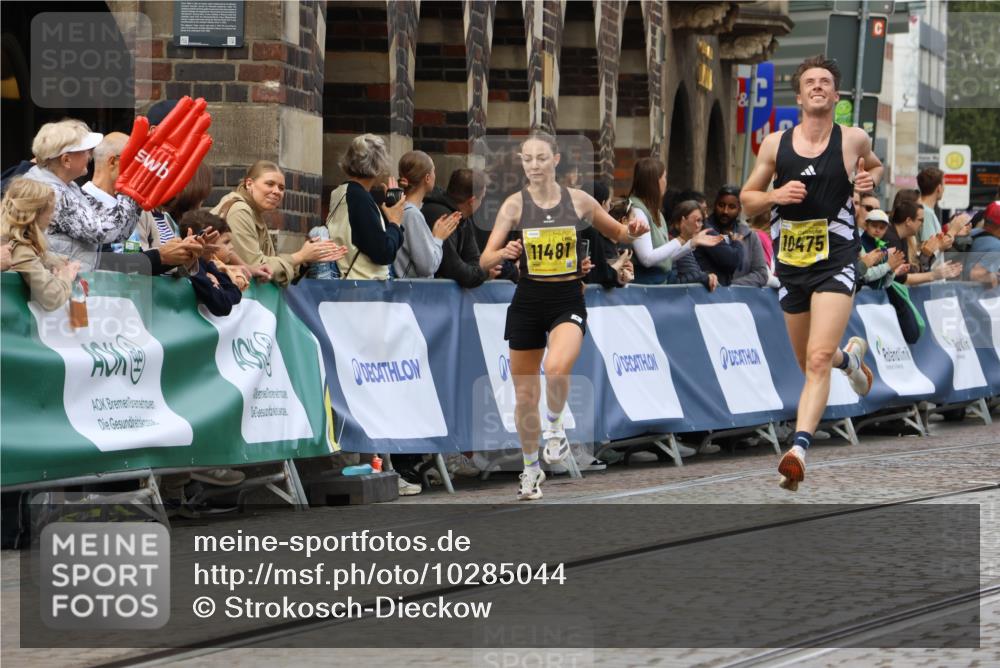 13.09.2026 - 21. swb-Marathon Bremen Strokosch-Dieckow http://msf.ph/oto/10285044 13.09.2026 10:33:44 Ziel 10366, 11059, 11652, 10797, 13541 meine-sportfotos.de