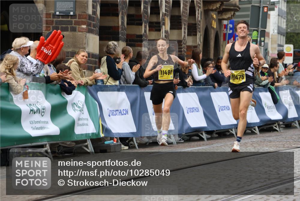 13.09.2026 - 21. swb-Marathon Bremen Strokosch-Dieckow http://msf.ph/oto/10285049 13.09.2026 10:33:44 Ziel 10366, 11059, 11652, 10797, 13541 meine-sportfotos.de
