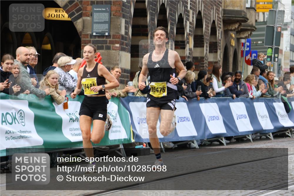 13.09.2026 - 21. swb-Marathon Bremen Strokosch-Dieckow http://msf.ph/oto/10285098 13.09.2026 10:33:45 Ziel 10366, 11059, 11652, 10797, 13541 meine-sportfotos.de