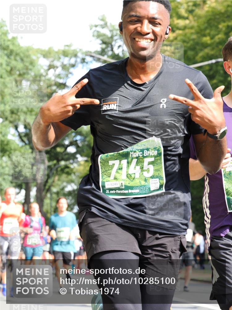 13.09.2026 - 21. swb-Marathon Bremen TobiasT http://msf.ph/oto/10285100 13.09.2026 12:11:06 Laufen 7145, 8249, 21, 2026 meine-sportfotos.de