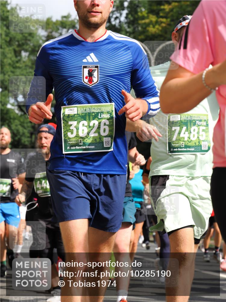 13.09.2026 - 21. swb-Marathon Bremen TobiasT http://msf.ph/oto/10285190 13.09.2026 12:11:21 Laufen 44, 3626, 21, 26, 7485, 21, 20 meine-sportfotos.de