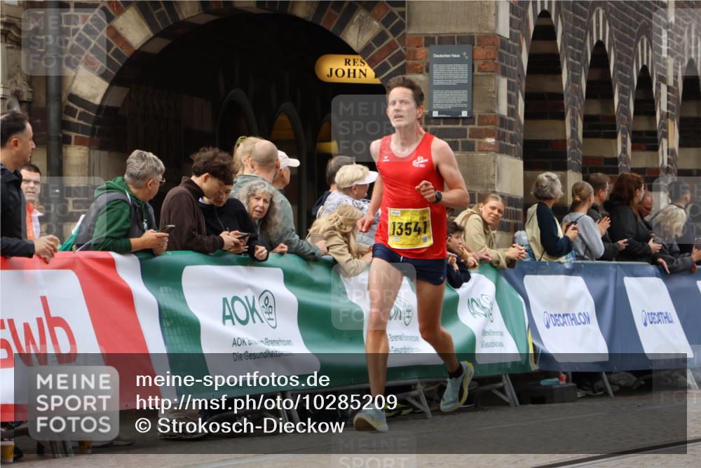 13.09.2026 - 21. swb-Marathon Bremen Strokosch-Dieckow http://msf.ph/oto/10285209 13.09.2026 10:33:57 Ziel 10366, 10475, 11059, 11481, 11652, 12459, 13530, 13605 meine-sportfotos.de