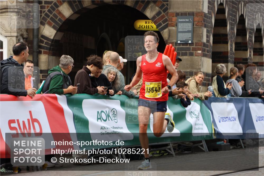 13.09.2026 - 21. swb-Marathon Bremen Strokosch-Dieckow http://msf.ph/oto/10285221 13.09.2026 10:33:57 Ziel 10366, 10475, 11059, 11481, 11652, 12459, 13530, 13605 meine-sportfotos.de