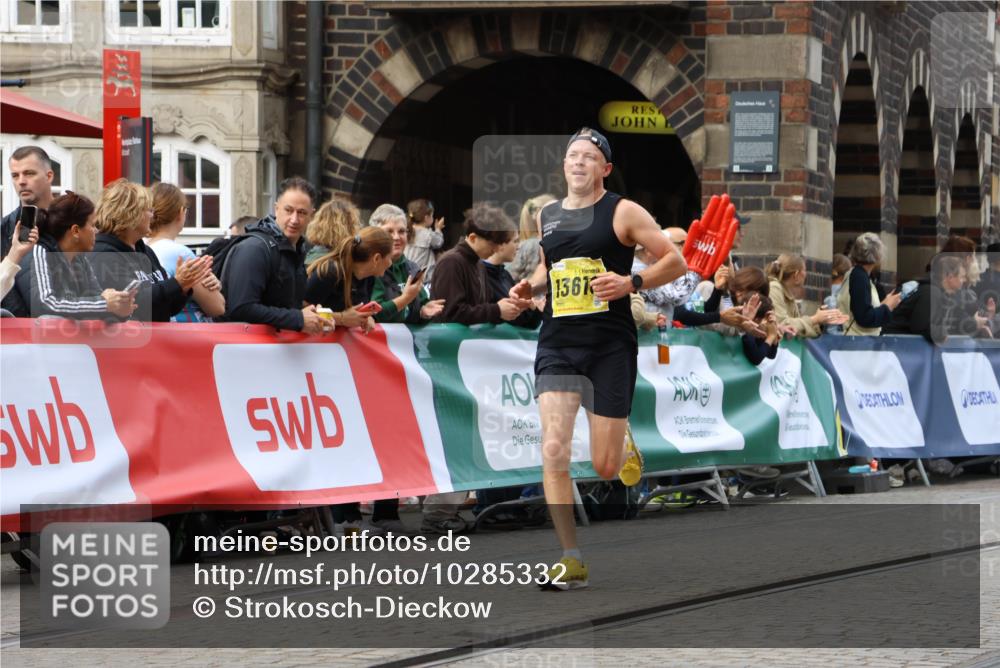 13.09.2026 - 21. swb-Marathon Bremen Strokosch-Dieckow http://msf.ph/oto/10285332 13.09.2026 10:34:27 Ziel 13605, 13610, 10818, 13637 meine-sportfotos.de