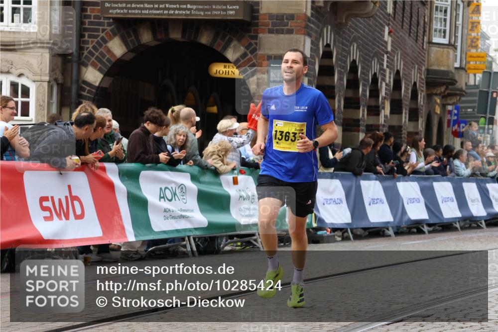 13.09.2026 - 21. swb-Marathon Bremen Strokosch-Dieckow http://msf.ph/oto/10285424 13.09.2026 10:34:30 Ziel 13605, 13610, 13633, 10818, 12413, 12540, 13637 meine-sportfotos.de