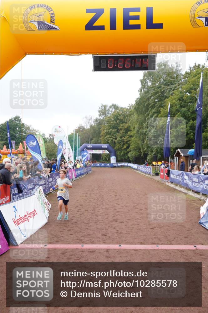 13.09.2026 - Airport Race Dennis Weichert http://msf.ph/oto/10285578 13.09.2026 10:27:18 Ziel 689, 5021 meine-sportfotos.de