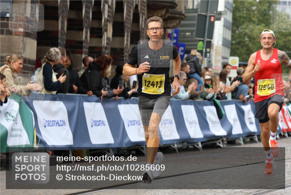 13.09.2026 - 21. swb-Marathon Bremen Strokosch-Dieckow http://msf.ph/oto/10285609 13.09.2026 10:34:55 Ziel 10818, 12540, 13637, 10261, 10262, 13505, 13560, 13625 meine-sportfotos.de