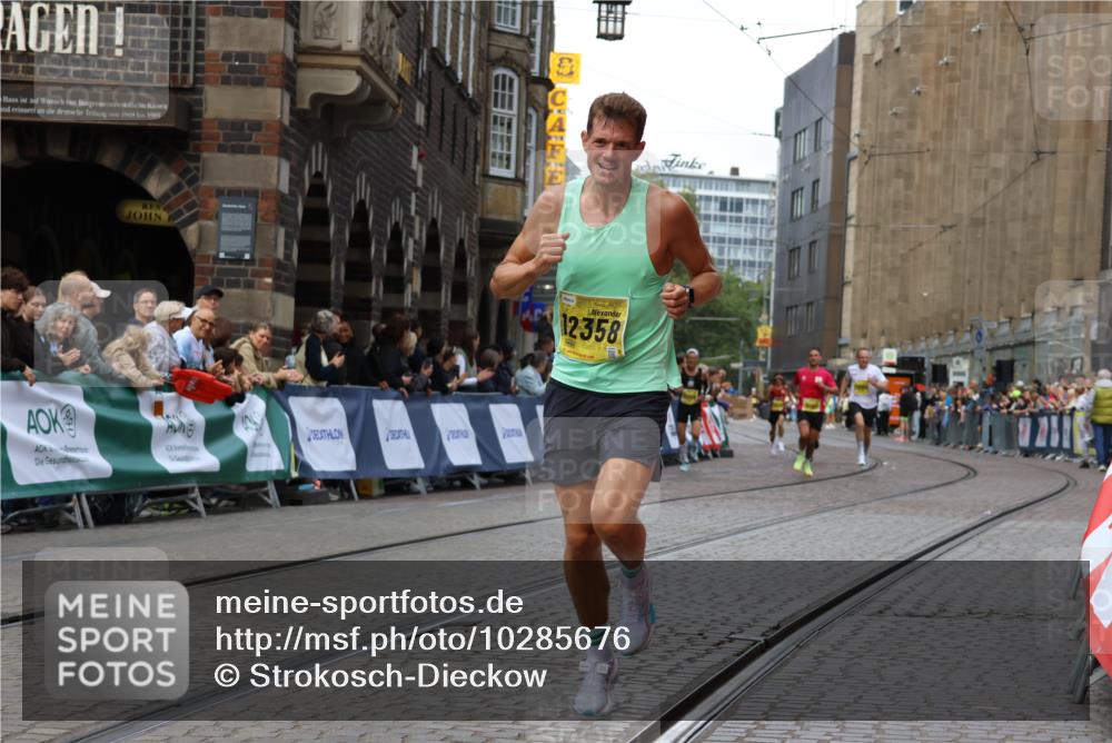 13.09.2026 - 21. swb-Marathon Bremen Strokosch-Dieckow http://msf.ph/oto/10285676 13.09.2026 10:34:58 Ziel 10818, 12358, 12413, 12540, 13637, 10261, 10262, 13505, 13560 meine-sportfotos.de