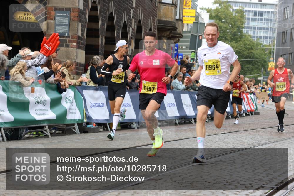 13.09.2026 - 21. swb-Marathon Bremen Strokosch-Dieckow http://msf.ph/oto/10285718 13.09.2026 10:35:03 Ziel 10818, 11197, 11964, 12358, 12413, 12540, 13637, 10261, 10262, 10994, 11512, 13505, 13560 meine-sportfotos.de