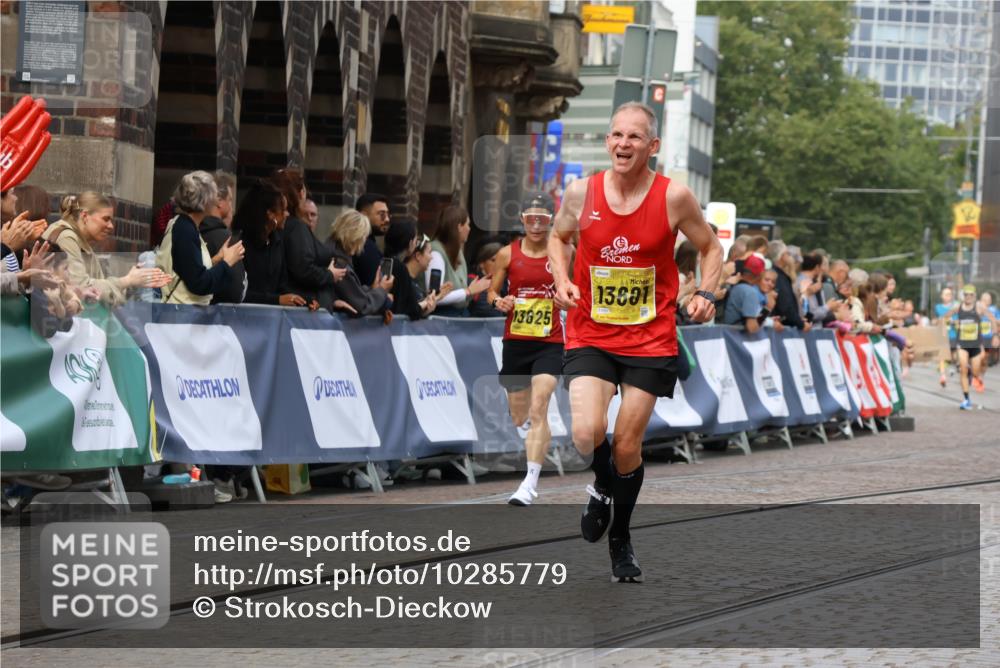 13.09.2026 - 21. swb-Marathon Bremen Strokosch-Dieckow http://msf.ph/oto/10285779 13.09.2026 10:35:05 Ziel 10818, 11197, 11964, 12358, 12413, 12540, 13588, 13637, 10261, 10262, 10994, 11068, 11512, 13505, 13514, 13560, 13590, 13619 meine-sportfotos.de