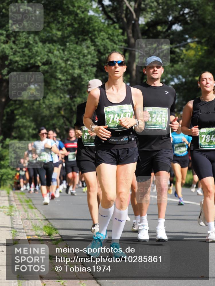 13.09.2026 - 21. swb-Marathon Bremen TobiasT http://msf.ph/oto/10285861 13.09.2026 12:15:10 Laufen 7440245, 2, 784, 21 meine-sportfotos.de
