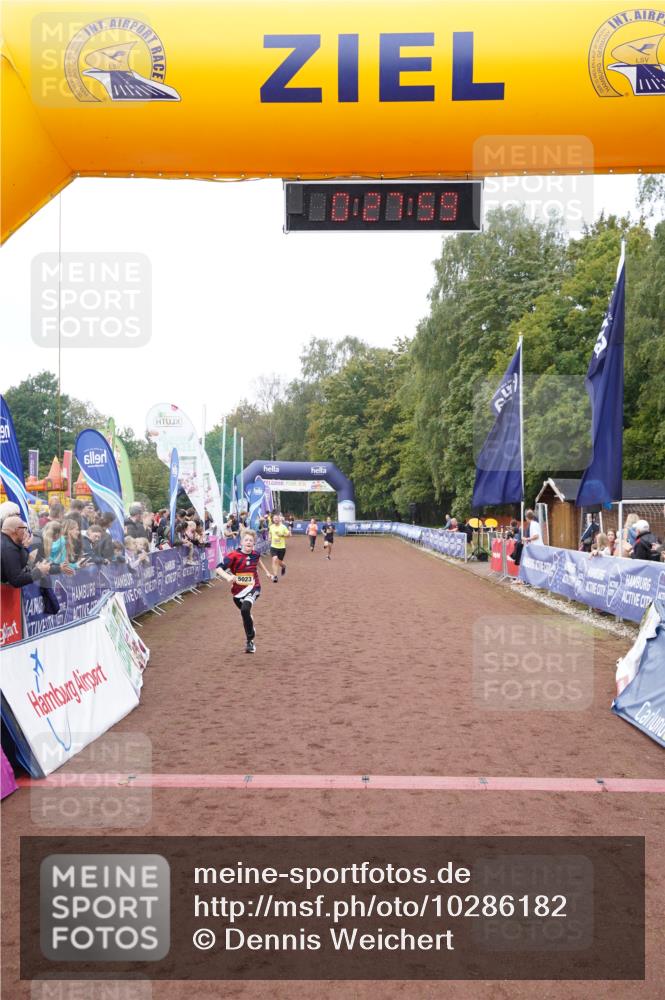 13.09.2026 - Airport Race Dennis Weichert http://msf.ph/oto/10286182 13.09.2026 10:28:33 Ziel 5022, 5023, 5094 meine-sportfotos.de