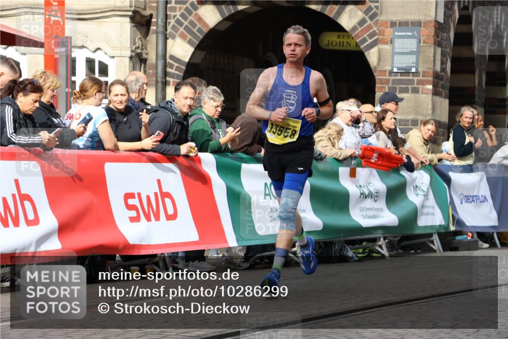 13.09.2026 - 21. swb-Marathon Bremen Strokosch-Dieckow http://msf.ph/oto/10286299 13.09.2026 10:35:52 Ziel 11176, 11345, 12289, 13540, 13583, 10244, 13534 meine-sportfotos.de
