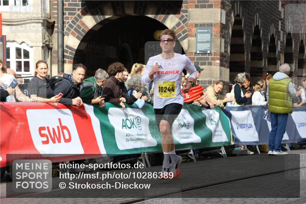13.09.2026 - 21. swb-Marathon Bremen Strokosch-Dieckow http://msf.ph/oto/10286389 13.09.2026 10:36:14 Ziel 10244, 13534, 12324, 12513, 13548, 13575 meine-sportfotos.de