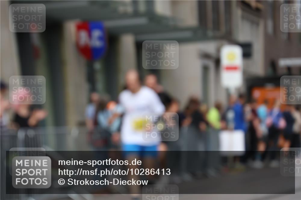 13.09.2026 - 21. swb-Marathon Bremen Strokosch-Dieckow http://msf.ph/oto/10286413 13.09.2026 10:41:04 Ziel 11077, 11628, 11944, 12442, 13520, 13600, 10575, 11201, 11903, 12209, 12477 meine-sportfotos.de