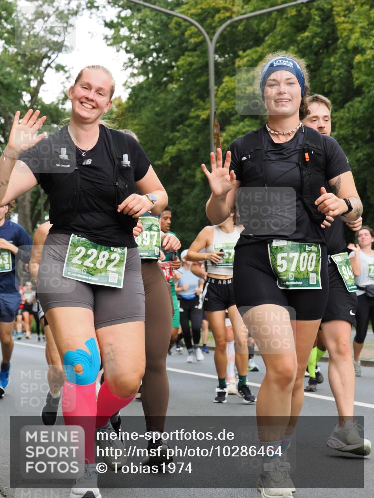 13.09.2026 - 21. swb-Marathon Bremen TobiasT http://msf.ph/oto/10286464 13.09.2026 12:18:05 Laufen 2282, 21, 26, 2282, 57, 00, 2, 26 meine-sportfotos.de