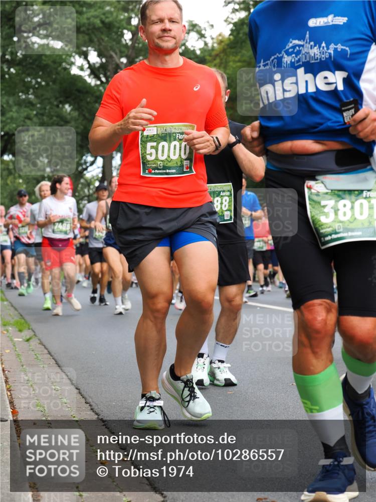 13.09.2026 - 21. swb-Marathon Bremen TobiasT http://msf.ph/oto/10286557 13.09.2026 12:18:22 Laufen 5000, 2, 88, 3801 meine-sportfotos.de