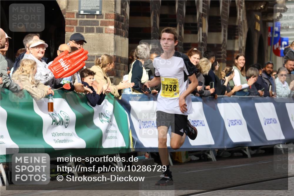 13.09.2026 - 21. swb-Marathon Bremen Strokosch-Dieckow http://msf.ph/oto/10286729 13.09.2026 10:36:57 Ziel 11916, 12456, 13548, 10961, 11654, 13568 meine-sportfotos.de