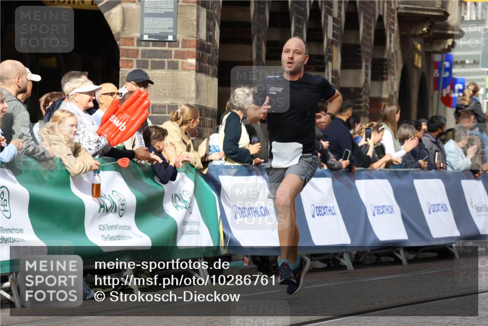 13.09.2026 - 21. swb-Marathon Bremen Strokosch-Dieckow http://msf.ph/oto/10286761 13.09.2026 10:37:02 Ziel 11738, 11916, 12456, 10961, 11654, 13568 meine-sportfotos.de