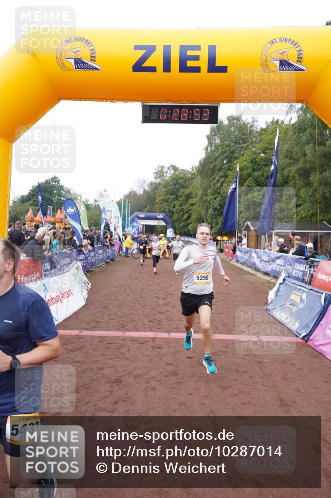 13.09.2026 - Airport Race Dennis Weichert http://msf.ph/oto/10287014 13.09.2026 10:29:26 Ziel 4110, 4111, 4118, 5038, 5243, 5259, 5343, 5432, 5433 meine-sportfotos.de