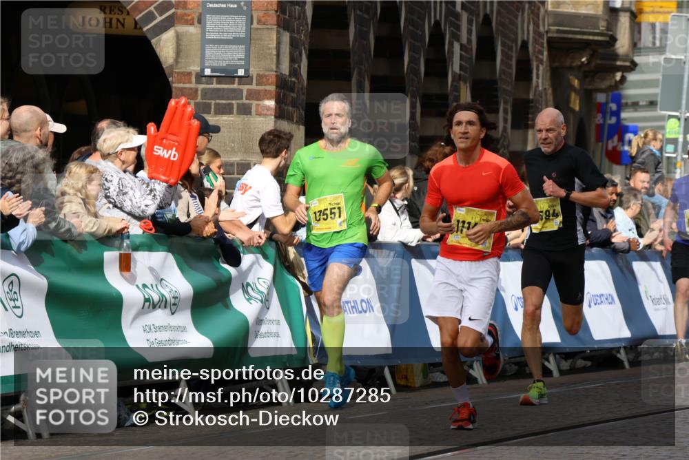 13.09.2026 - 21. swb-Marathon Bremen Strokosch-Dieckow http://msf.ph/oto/10287285 13.09.2026 10:38:14 Ziel 11083, 12538, 13535, 13507, 13553 meine-sportfotos.de
