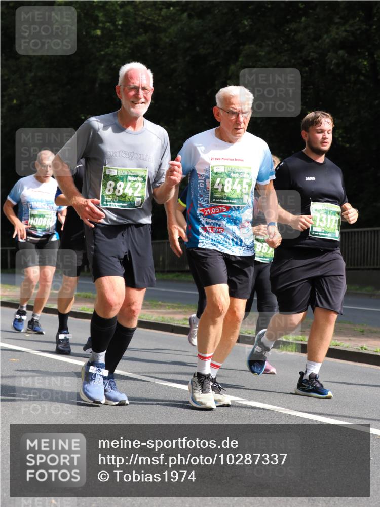 13.09.2026 - 21. swb-Marathon Bremen TobiasT http://msf.ph/oto/10287337 13.09.2026 12:21:24 Laufen 21, 10086, 8842, 4845, 21, 126, 21, 0975, 2, 195, 1317 meine-sportfotos.de